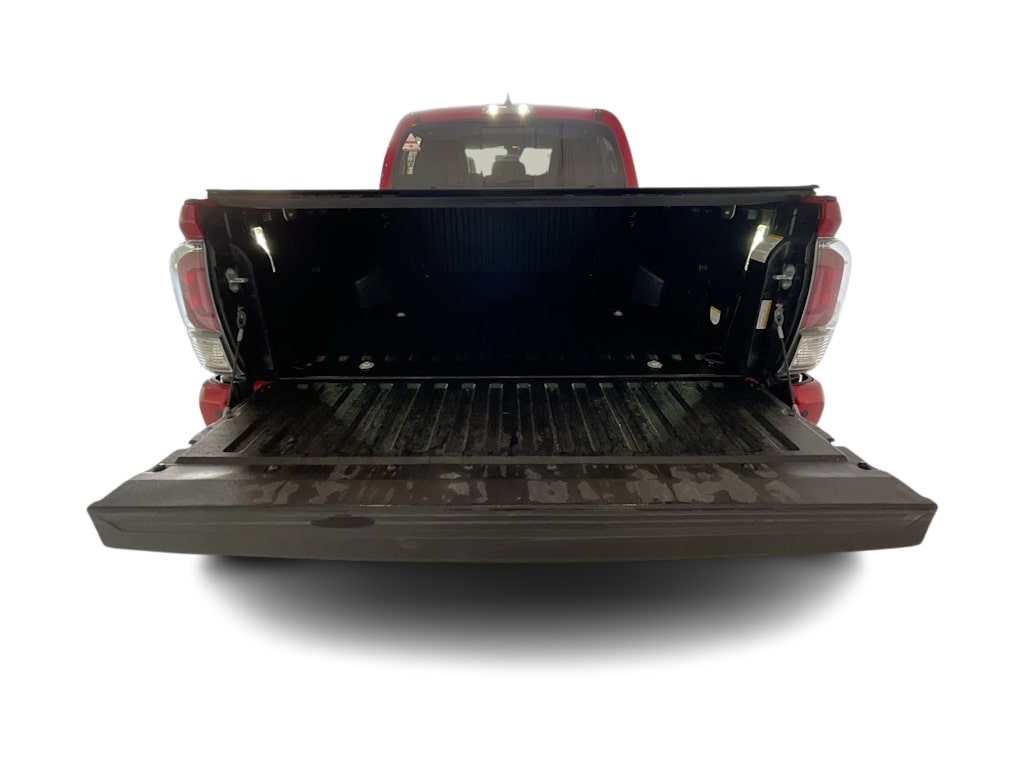 Thumbnail: 2022 Toyota Tacoma - 15