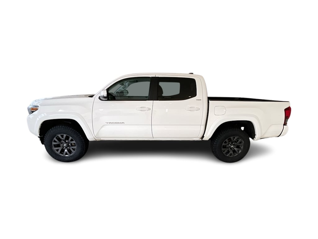 Thumbnail: 2023 Toyota Tacoma - 3