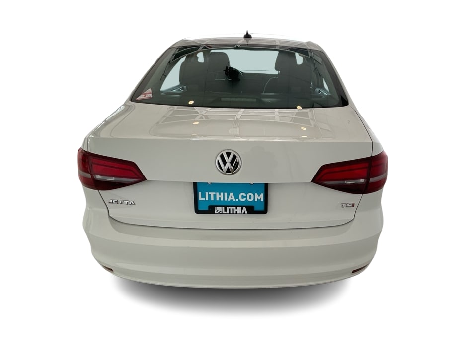 Thumbnail: 2016 Volkswagen Jetta - 3
