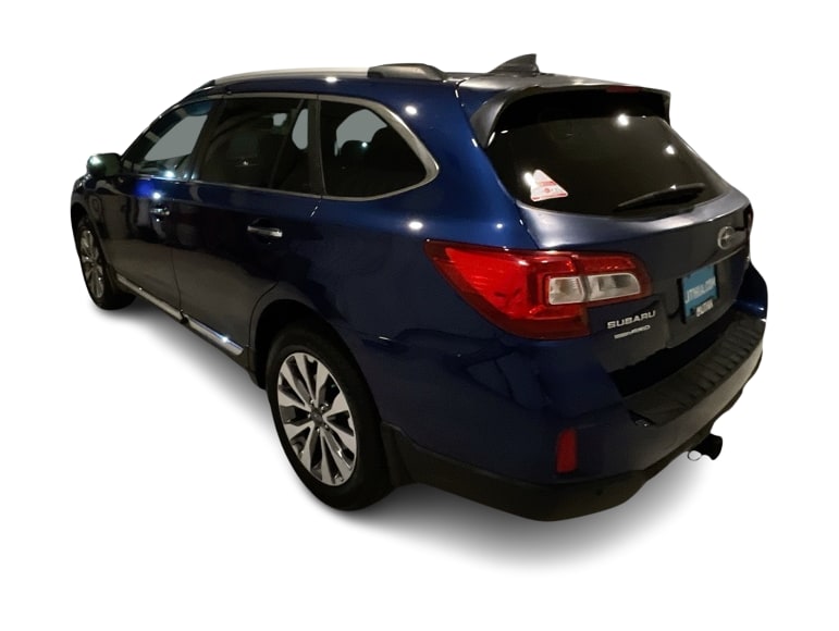 Thumbnail: 2017 Subaru Outback - 18