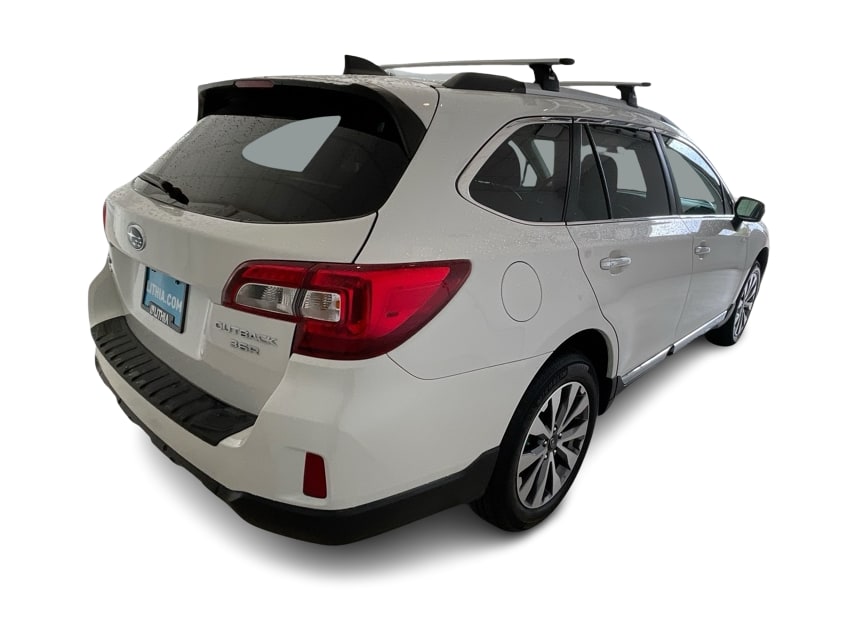 Thumbnail: 2017 Subaru Outback - 20