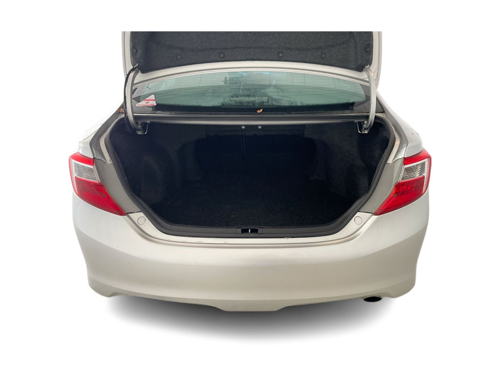 Thumbnail: 2014 Toyota Camry - 27