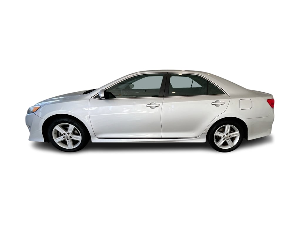 Thumbnail: 2014 Toyota Camry - 3