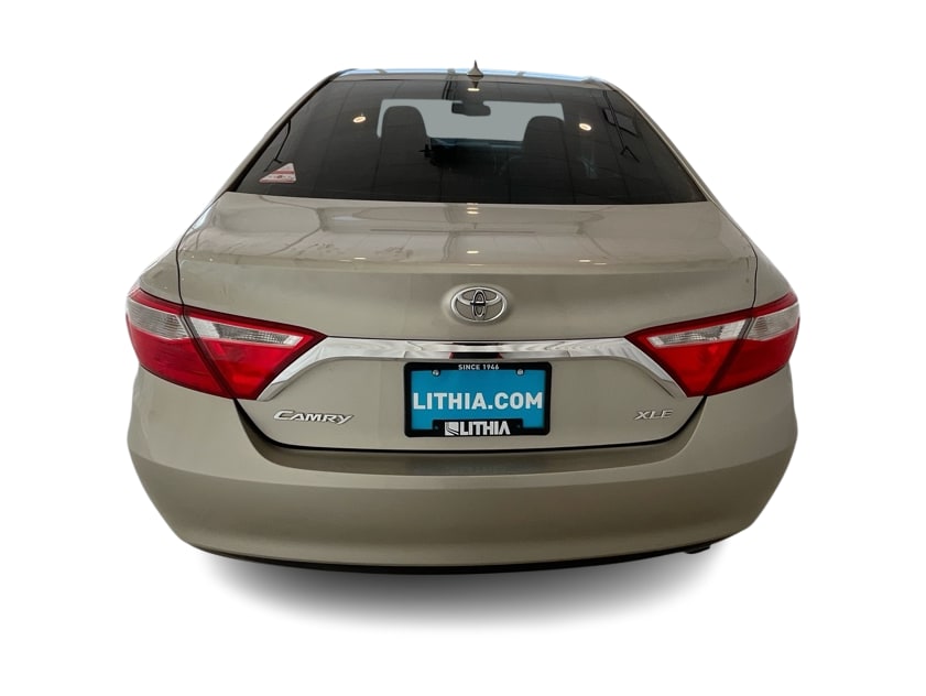 Thumbnail: 2016 Toyota Camry - 3