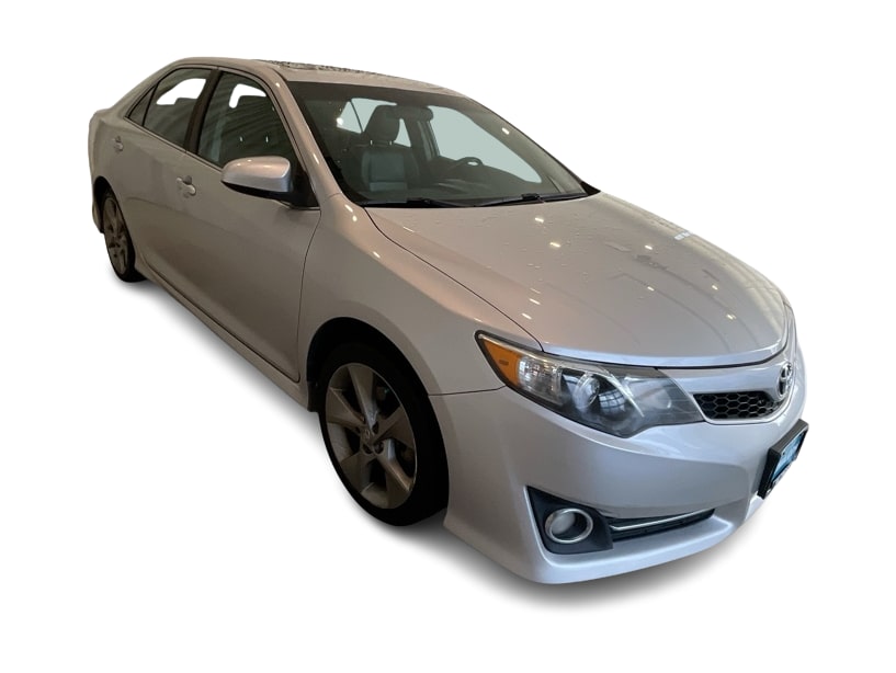 Thumbnail: 2012 Toyota Camry - 14