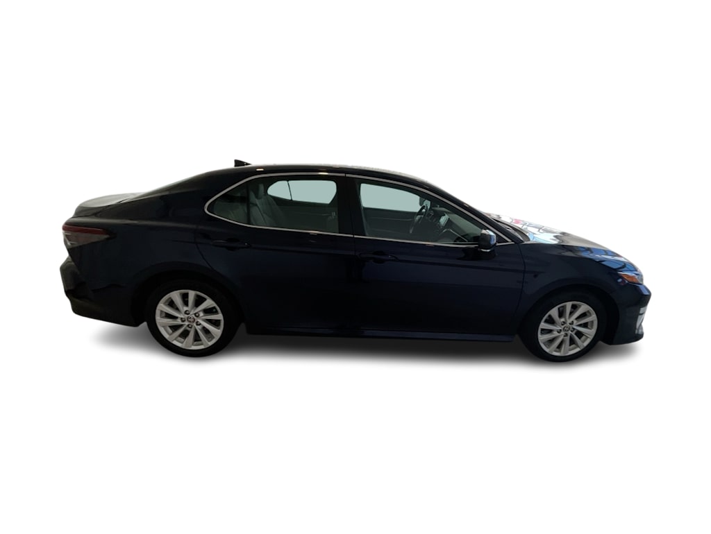 Thumbnail: 2022 Toyota Camry - 21