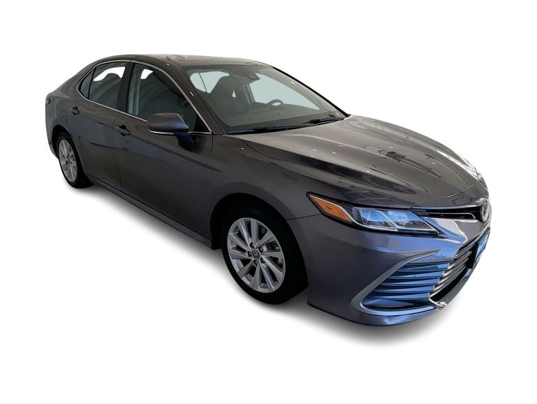 2023 Toyota Camry LE 18