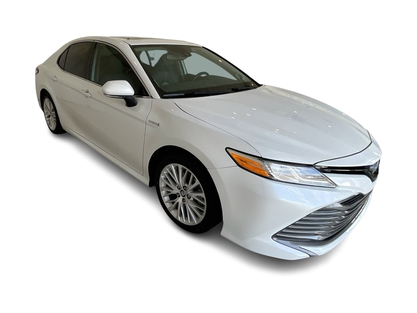 2020 Toyota Camry XLE 17