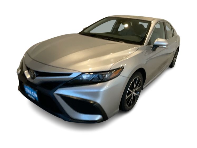Thumbnail: 2022 Toyota Camry - 17