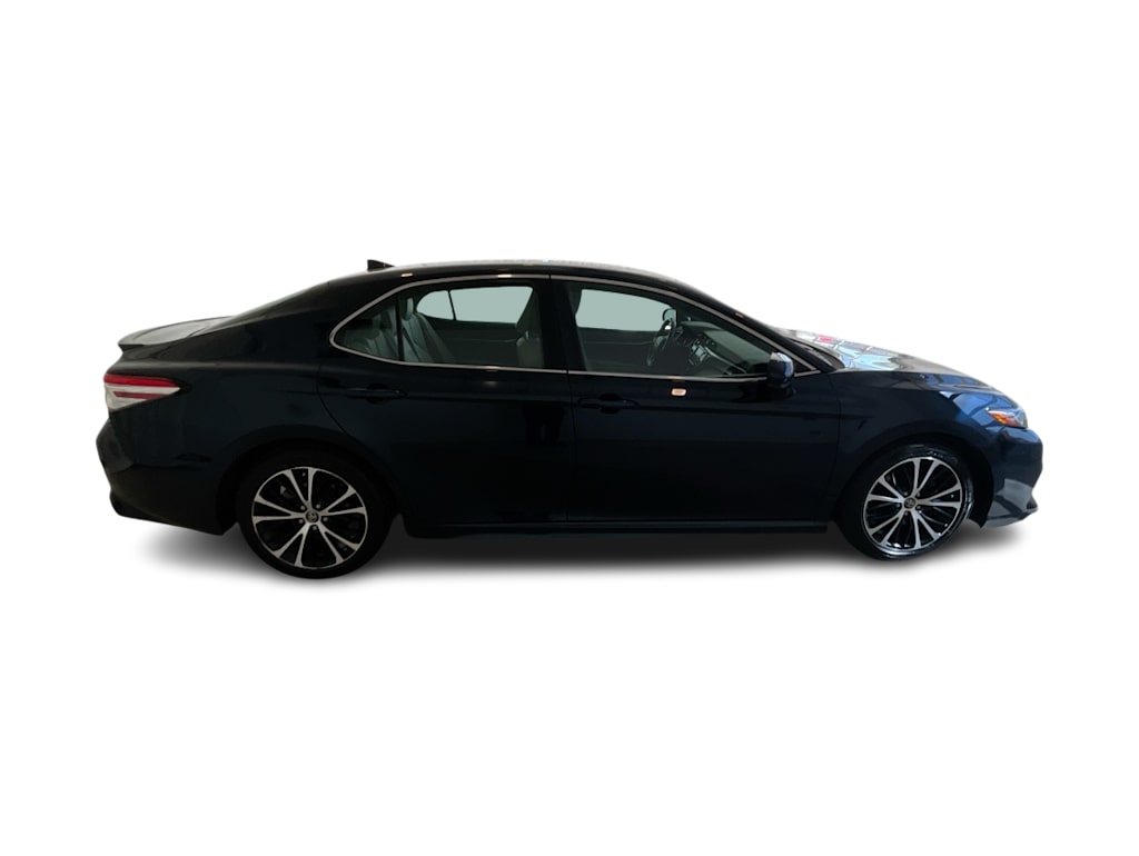 Thumbnail: 2020 Toyota Camry - 21