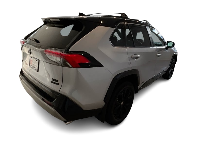 Thumbnail: 2022 Toyota RAV4 - 20