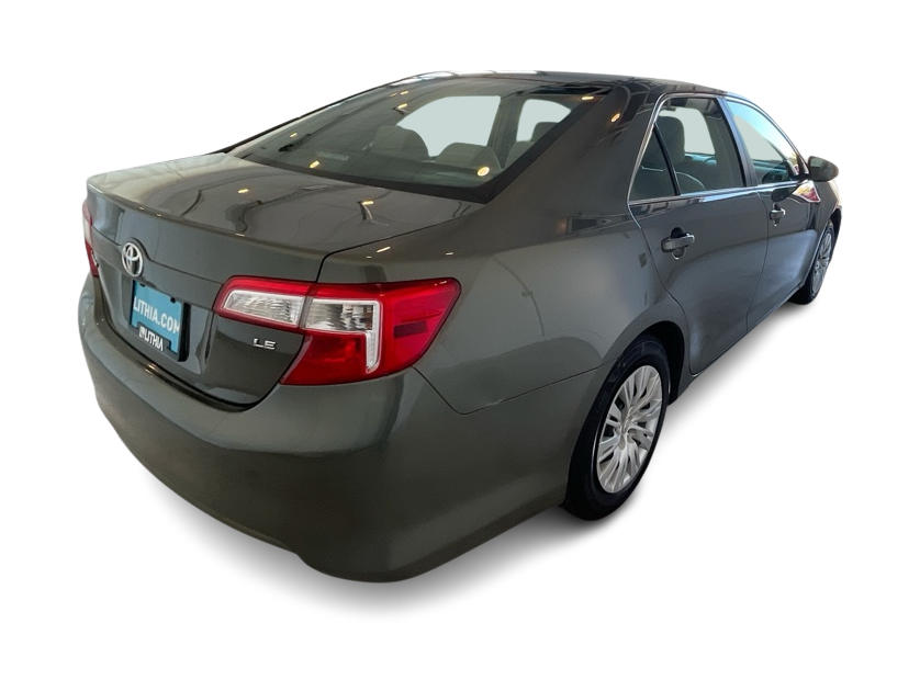 Thumbnail: 2012 Toyota Camry - 20