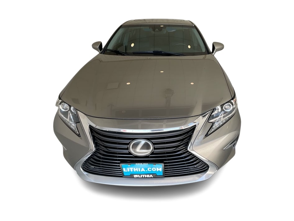 Thumbnail: 2017 Lexus ES - 3
