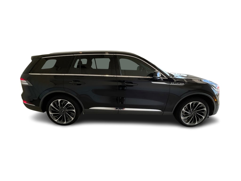 Thumbnail: 2022 Lincoln Aviator - 19