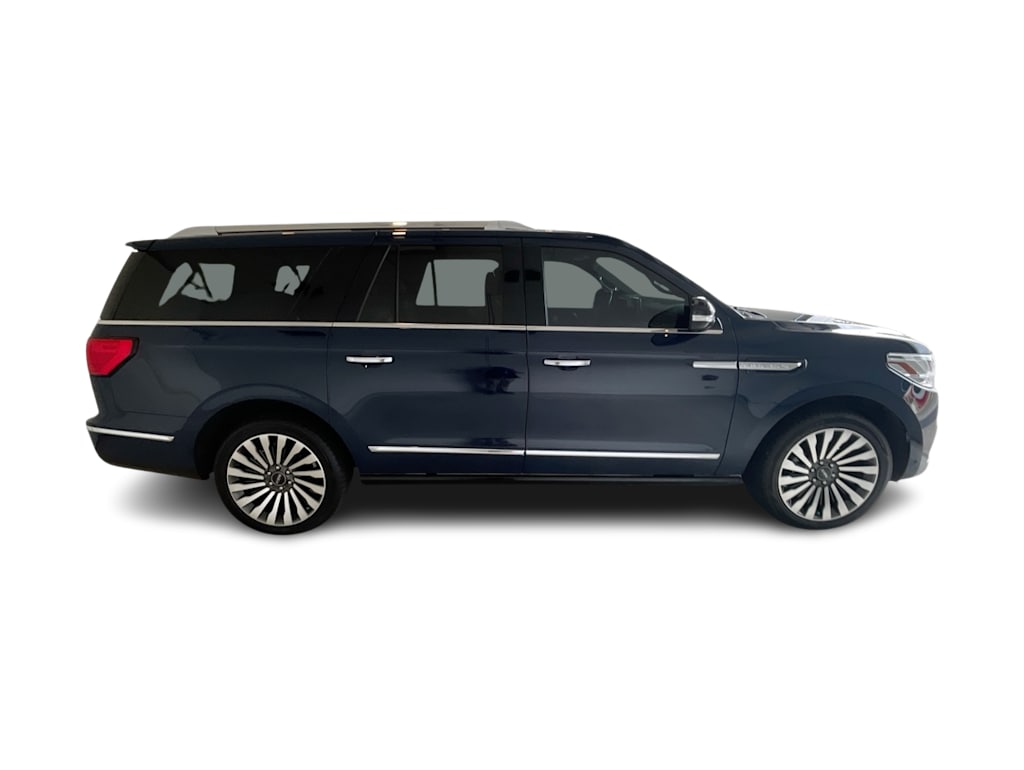 Thumbnail: 2018 Lincoln Navigator L - 20