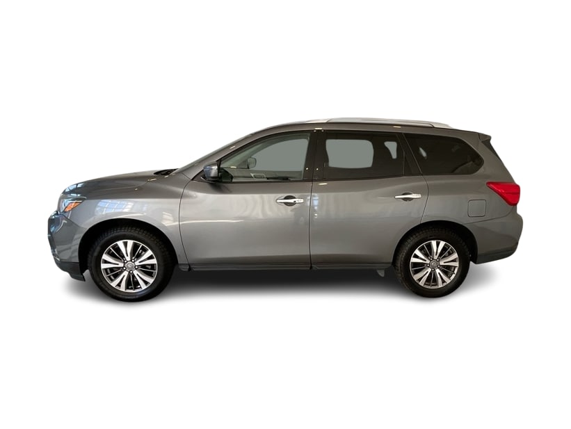 Thumbnail: 2020 Nissan Pathfinder - 3