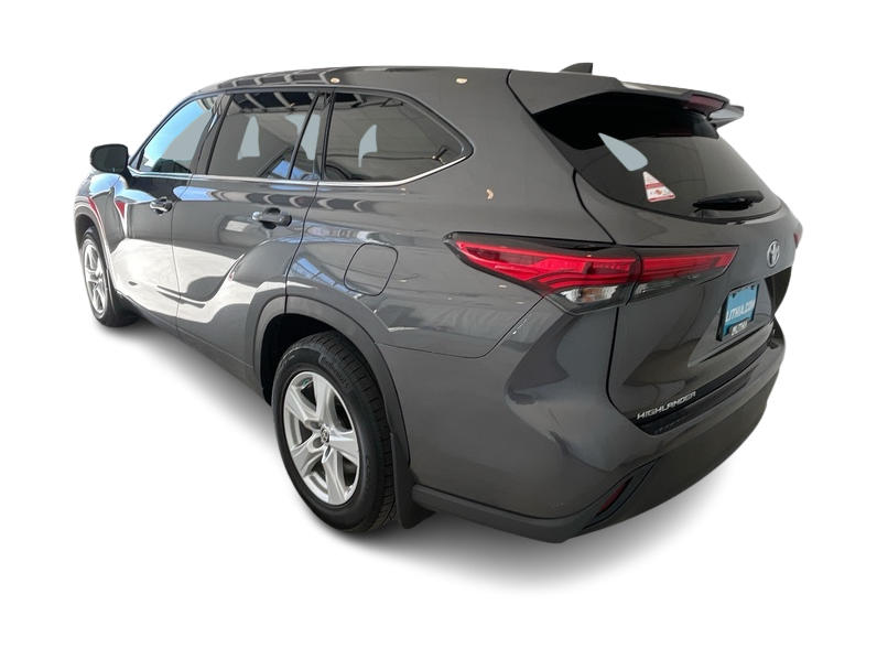 2022 Toyota Highlander LE 4