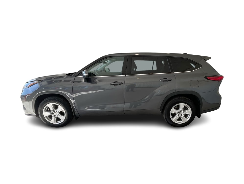2022 Toyota Highlander LE 3