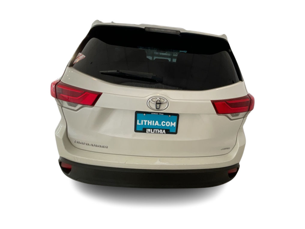 Thumbnail: 2019 Toyota Highlander - 4
