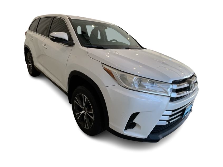 Thumbnail: 2019 Toyota Highlander - 17