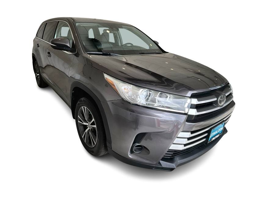 Thumbnail: 2019 Toyota Highlander - 17