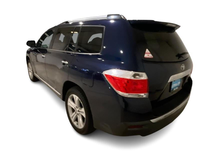 Thumbnail: 2013 Toyota Highlander - 4