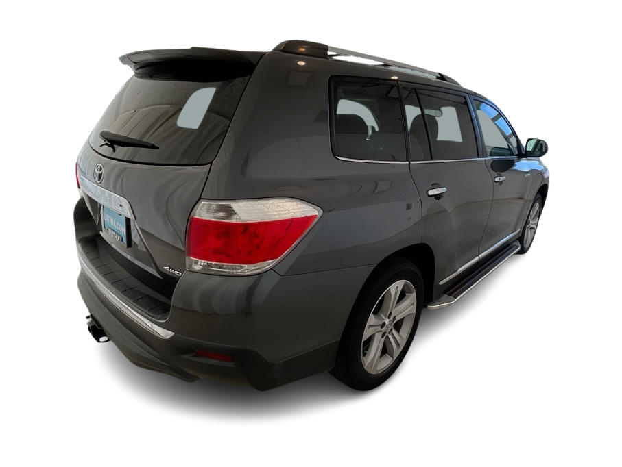 Thumbnail: 2013 Toyota Highlander - 20