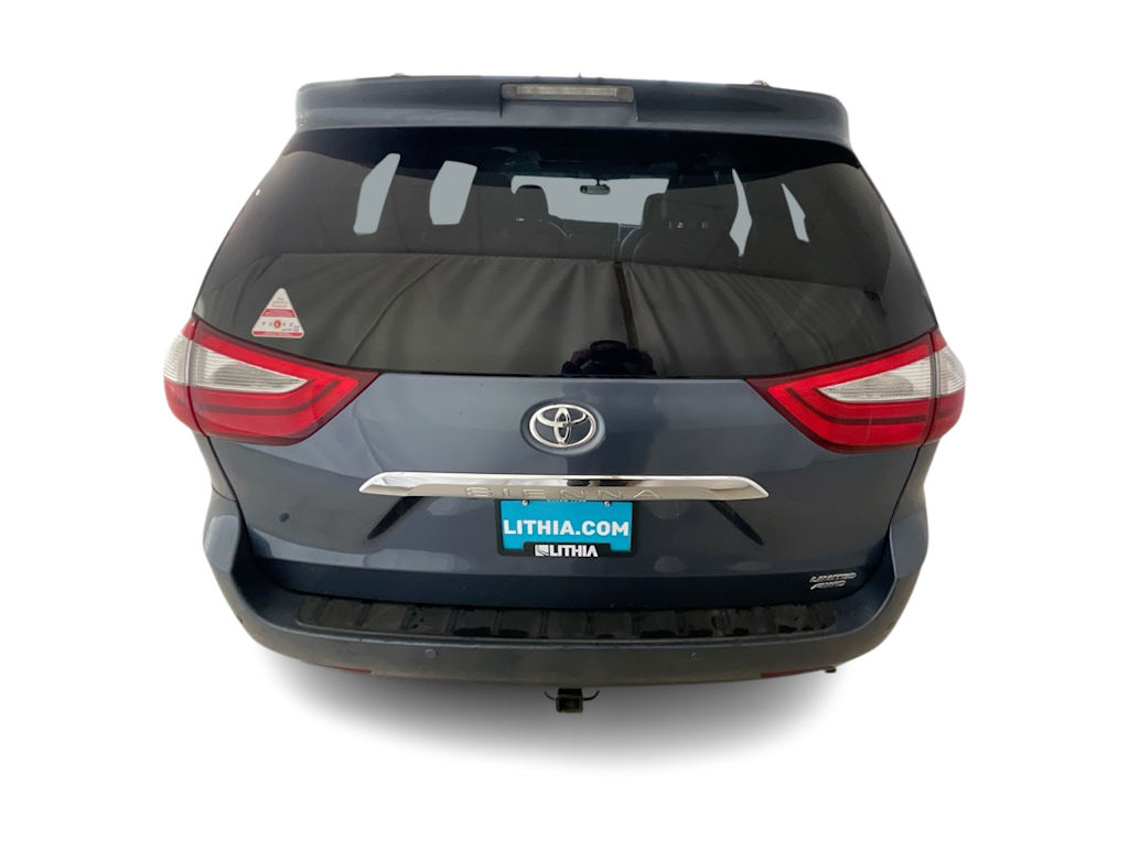 Thumbnail: 2017 Toyota Sienna - 5