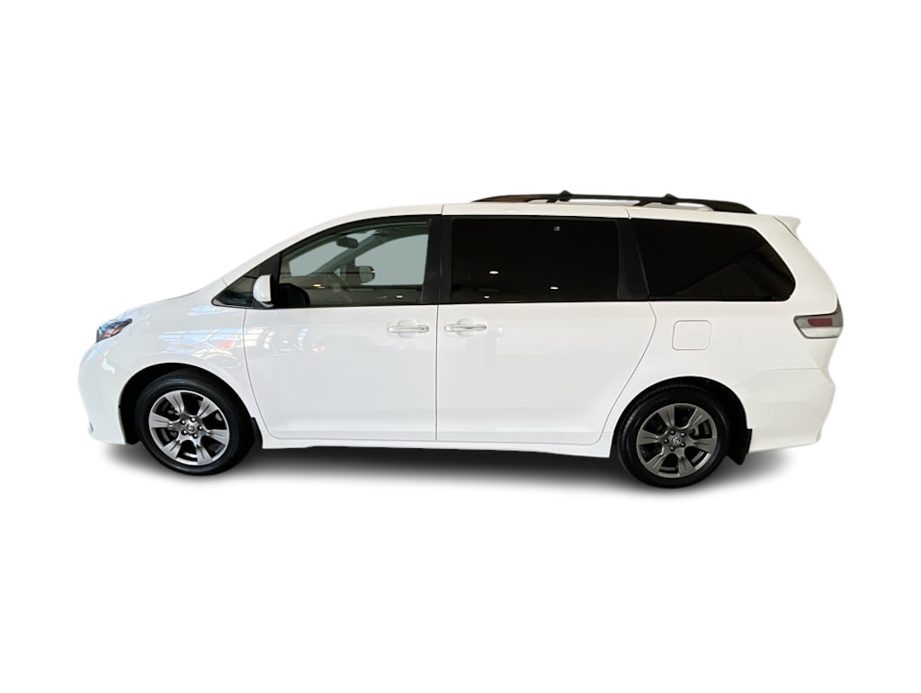 Thumbnail: 2020 Toyota Sienna - 3