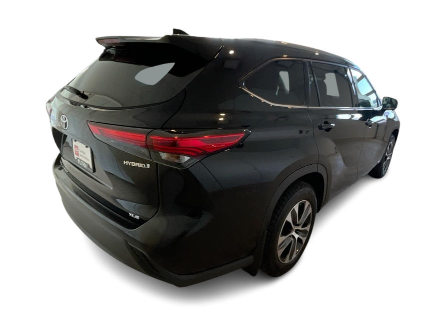 Thumbnail: 2022 Toyota Highlander - 20