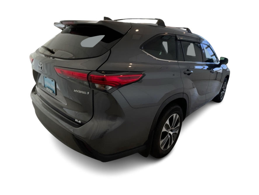 Thumbnail: 2021 Toyota Highlander - 20