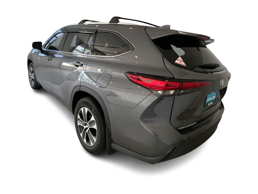 Thumbnail: 2021 Toyota Highlander - 4