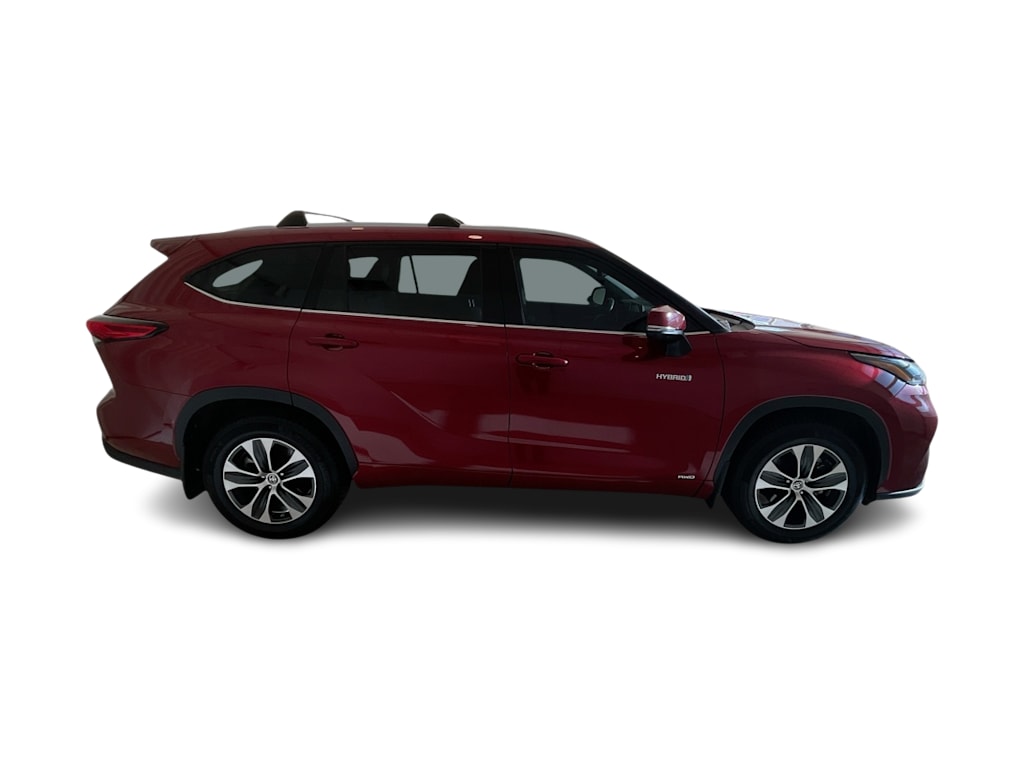 Thumbnail: 2021 Toyota Highlander - 21