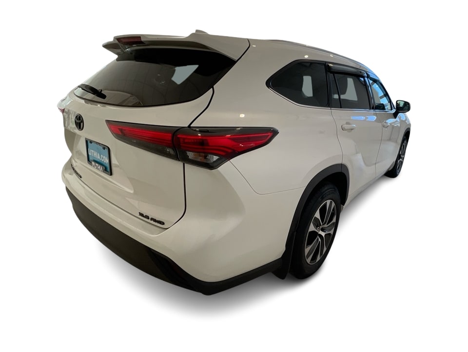 Thumbnail: 2020 Toyota Highlander - 20