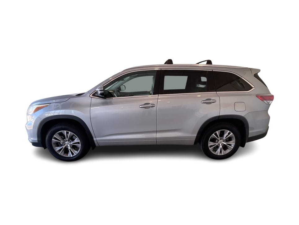 Thumbnail: 2015 Toyota Highlander - 3