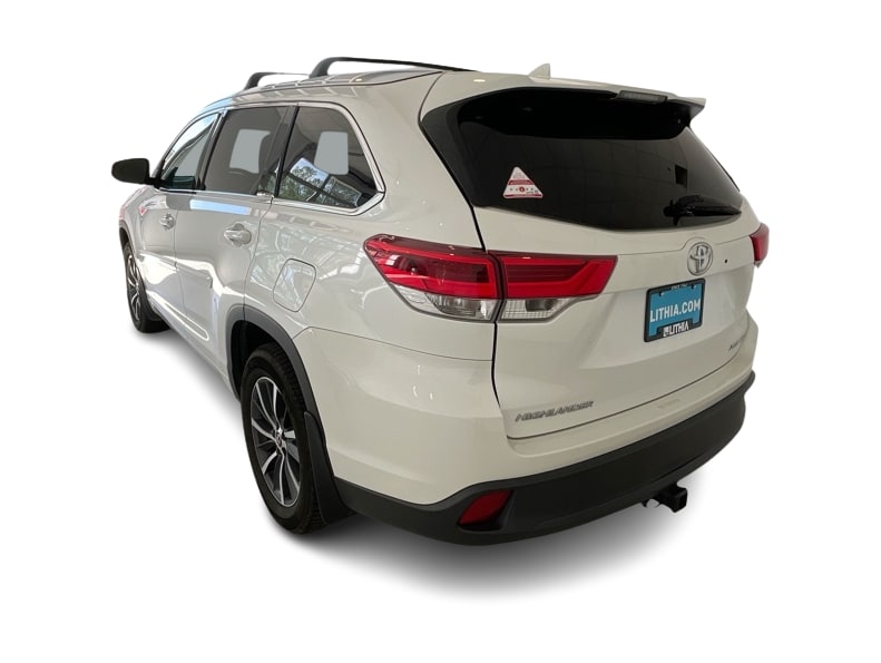 Thumbnail: 2018 Toyota Highlander - 4