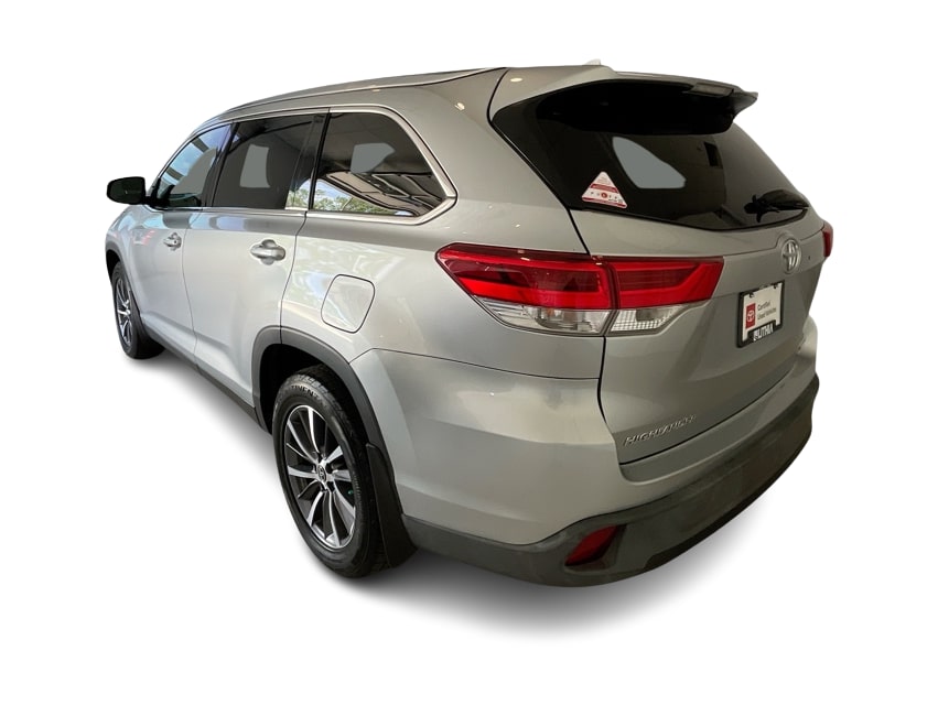 Thumbnail: 2019 Toyota Highlander - 4