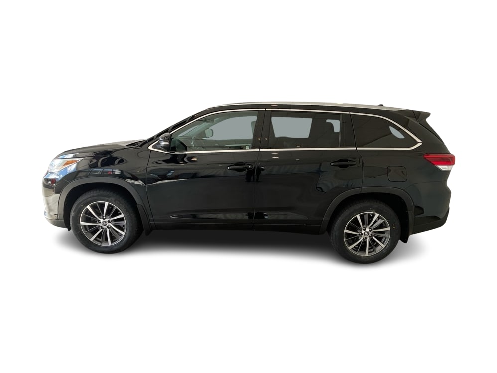 Thumbnail: 2018 Toyota Highlander - 3