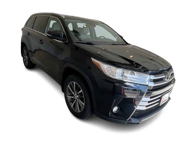 Thumbnail: 2018 Toyota Highlander - 18
