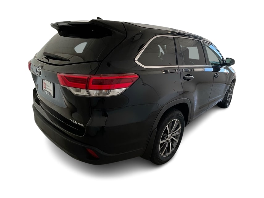 Thumbnail: 2018 Toyota Highlander - 19