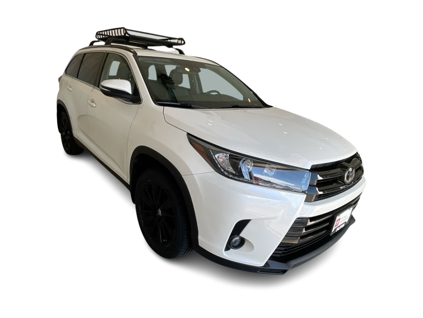 Thumbnail: 2019 Toyota Highlander - 17