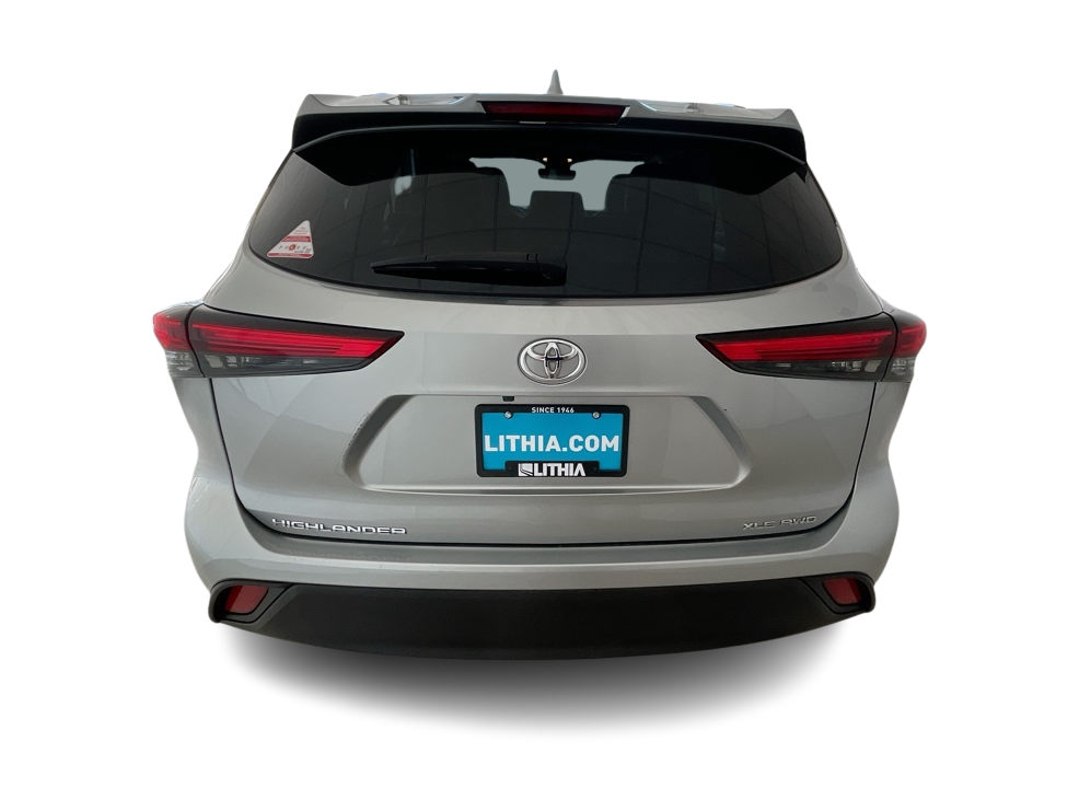 Thumbnail: 2023 Toyota Highlander - 5