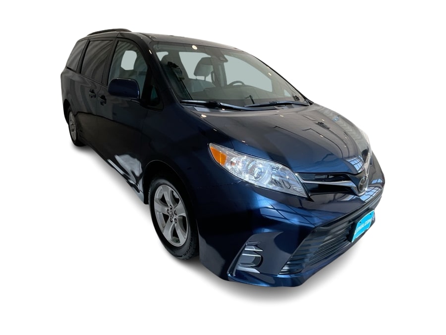 Thumbnail: 2020 Toyota Sienna - 18
