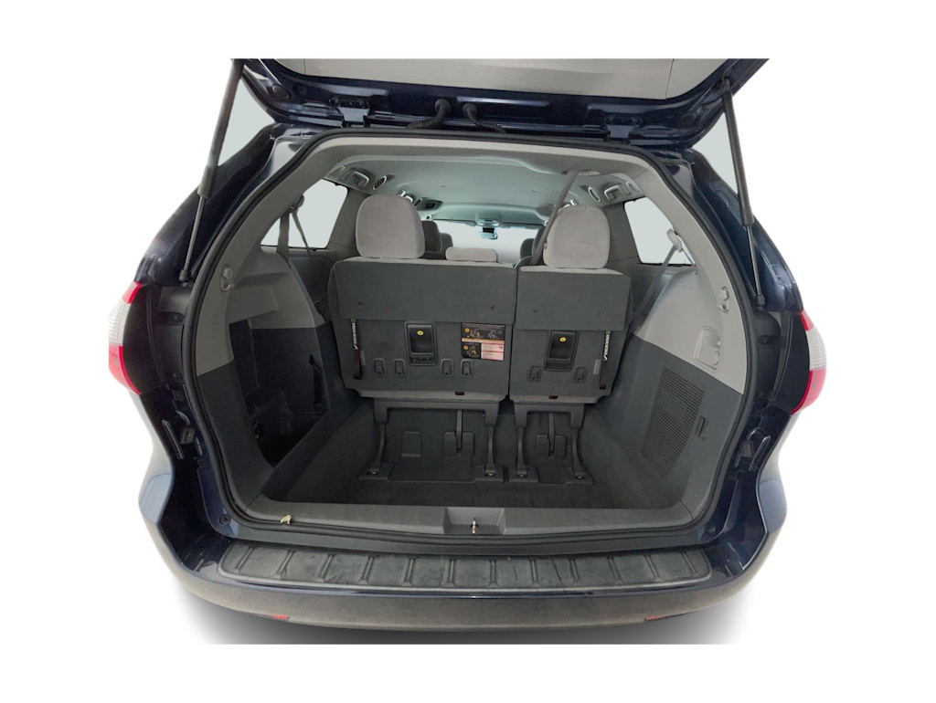 Thumbnail: 2020 Toyota Sienna - 16