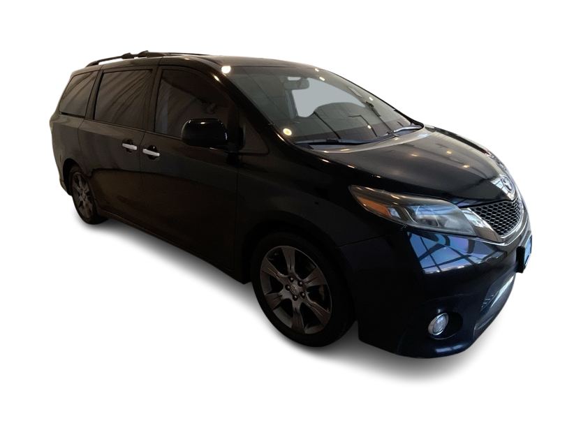 Thumbnail: 2015 Toyota Sienna - 16