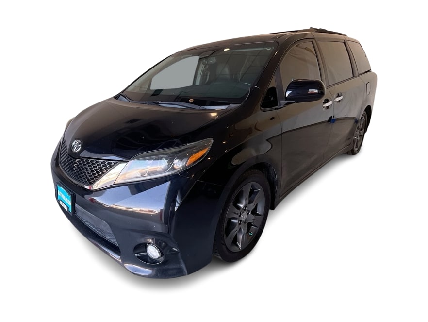 Thumbnail: 2015 Toyota Sienna - 17