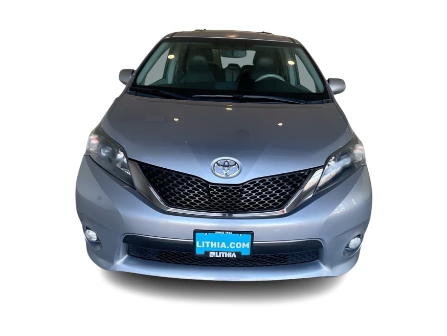 Thumbnail: 2012 Toyota Sienna - 5