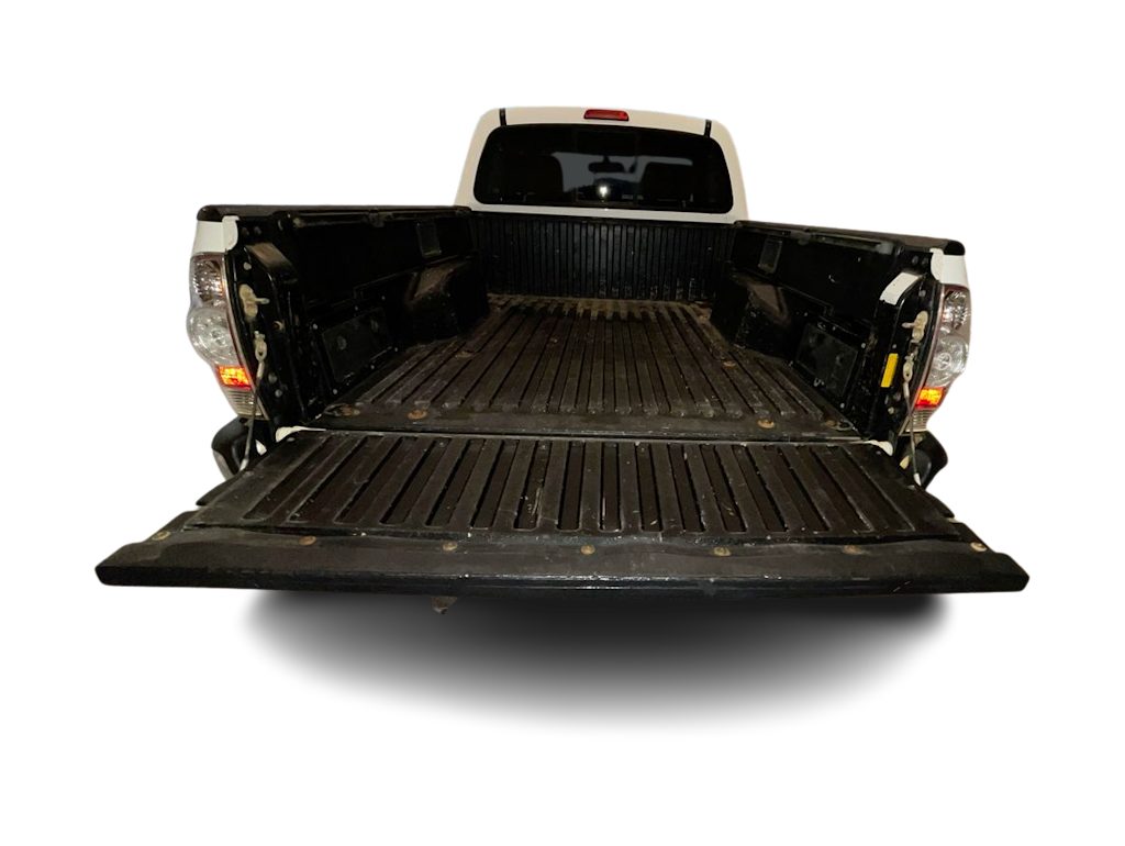 Thumbnail: 2009 Toyota Tacoma - 14