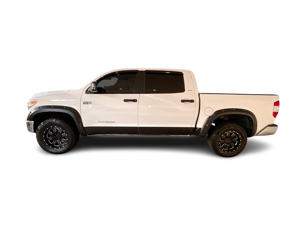Thumbnail: 2016 Toyota Tundra - 3