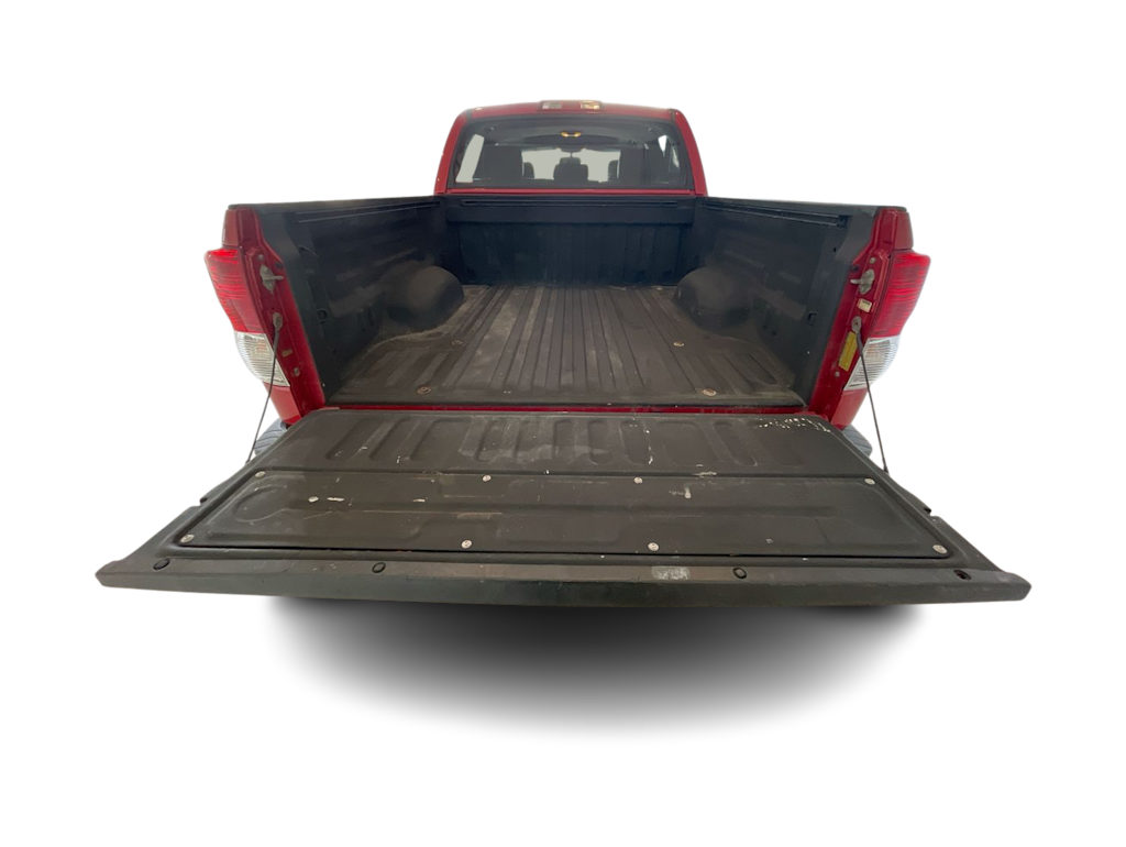 Thumbnail: 2013 Toyota Tundra - 14